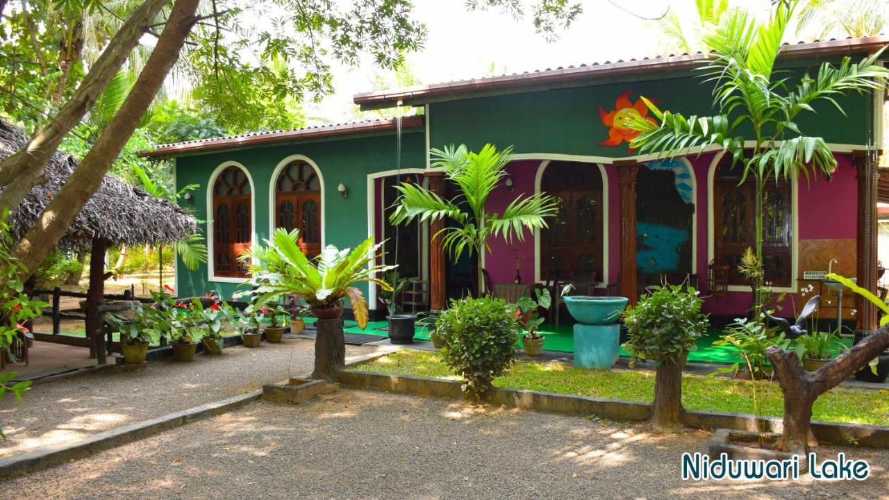 Niduwari Lake Homestay Dambulla Εξωτερικό φωτογραφία