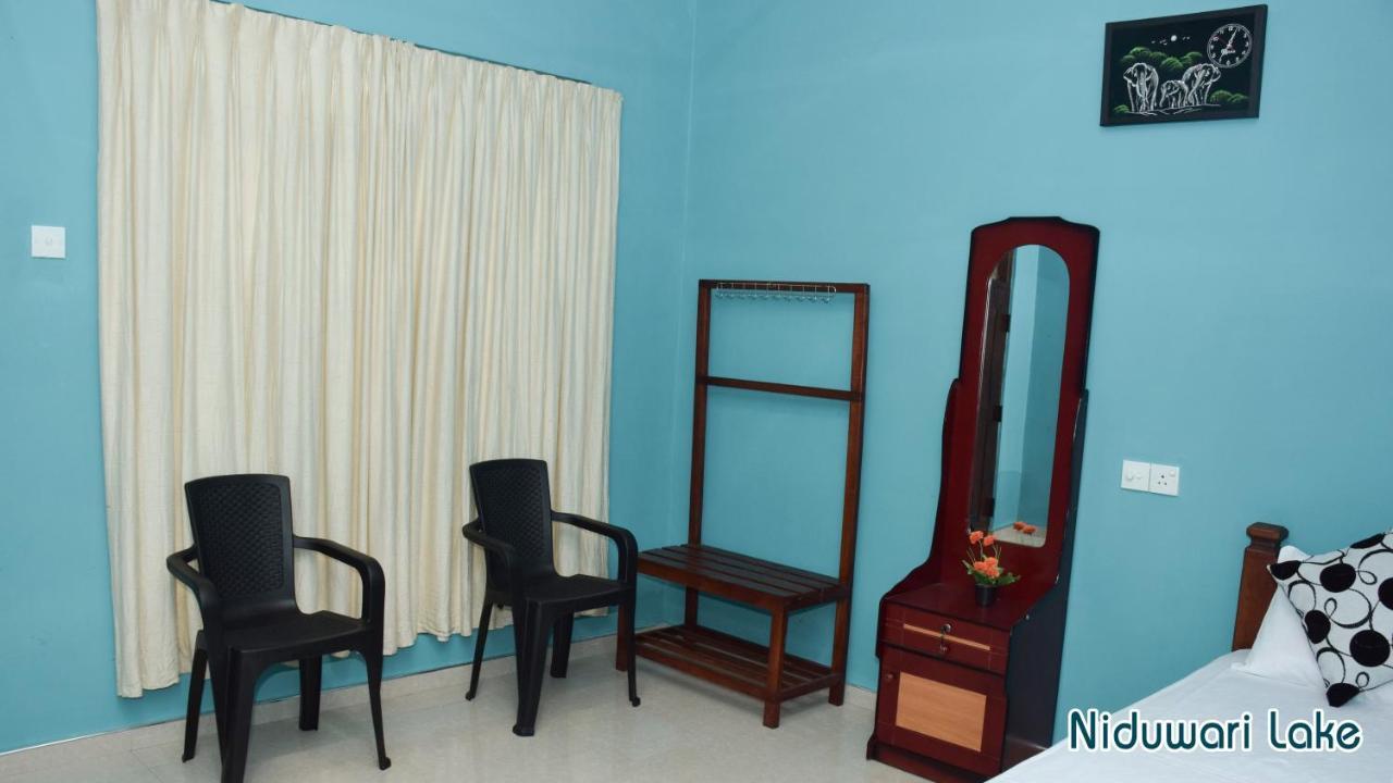 Niduwari Lake Homestay Dambulla Εξωτερικό φωτογραφία