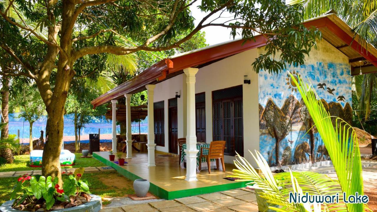 Niduwari Lake Homestay Dambulla Εξωτερικό φωτογραφία