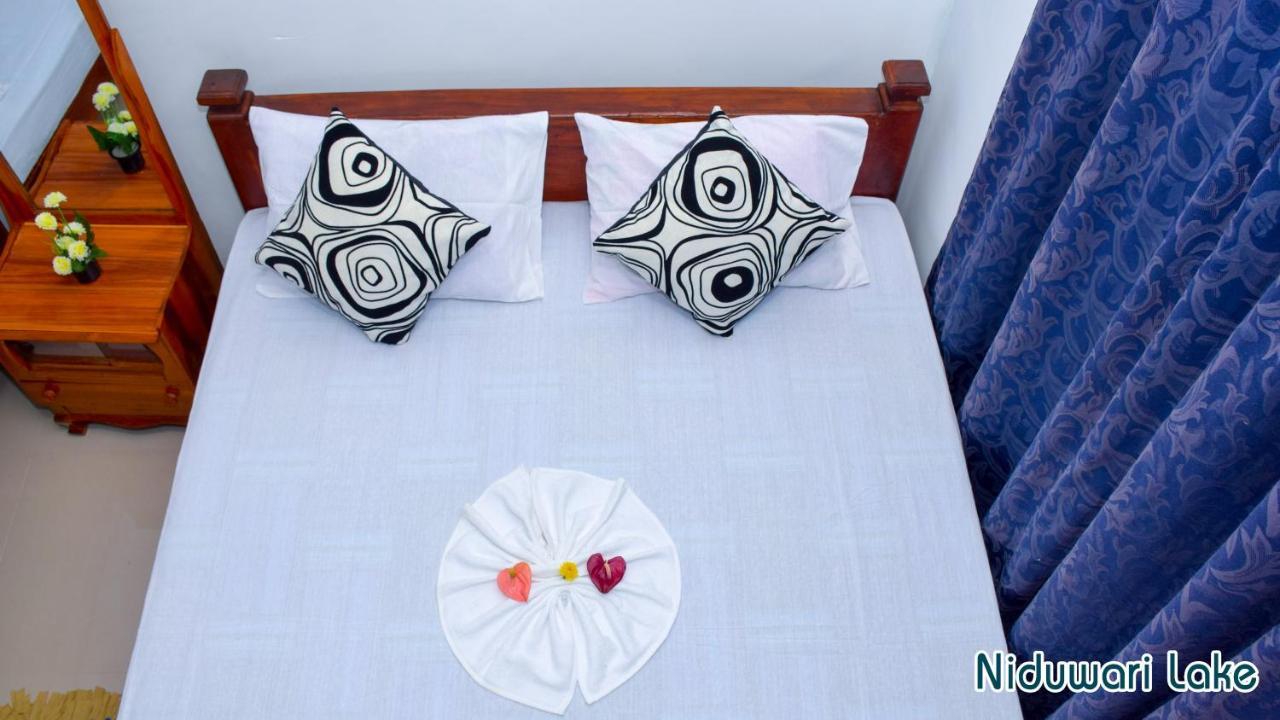 Niduwari Lake Homestay Dambulla Εξωτερικό φωτογραφία